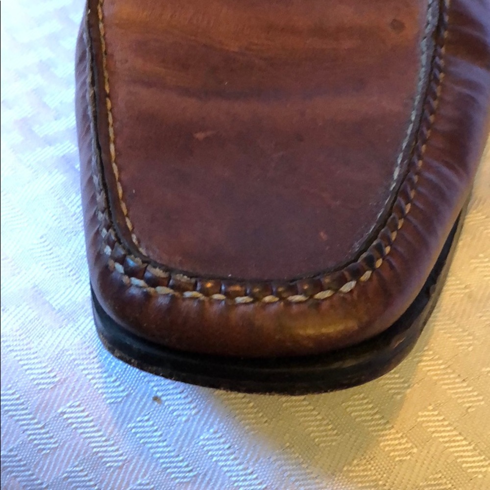 Shoes - Picture 6 of 7